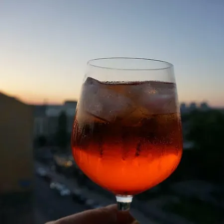 アパート Beautiful With A Balcony In City Center